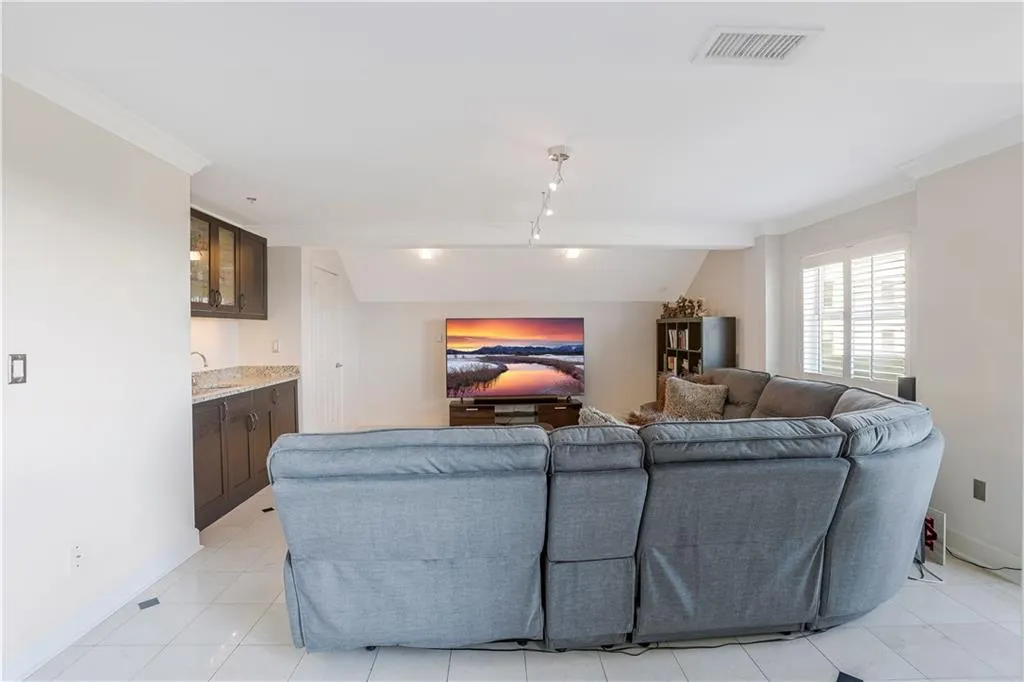 795 Hammond Drive Unit 2408, Atlanta, Georgia 30328, 2 Bedrooms Bedrooms, ,2 BathroomsBathrooms,Residential,Sold,795 Hammond Drive Unit 2408,7122635