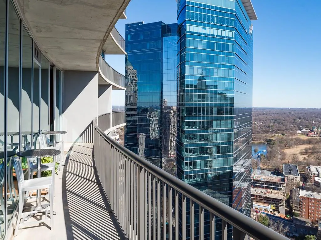 1080 Peachtree Street Ne Unit 3209, Atlanta, Georgia 30309, 2 Bedrooms Bedrooms, ,2 BathroomsBathrooms,Residential,Sold,1080 Peachtree Street Ne Unit 3209,5842309