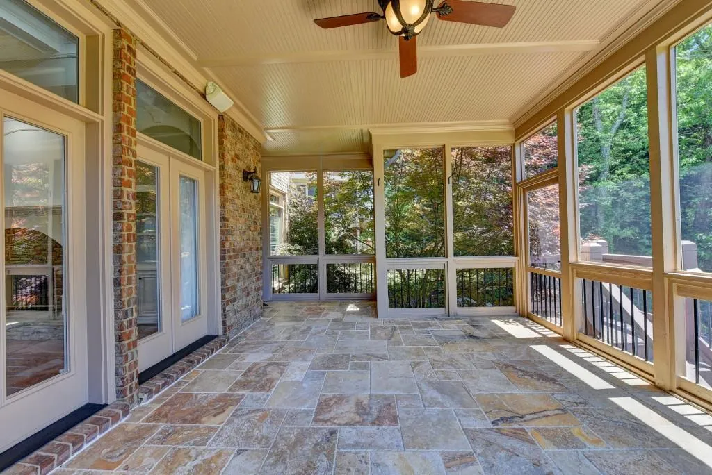4075 Meadow Gate Drive, Sandy Springs, Georgia 30350, 6 Bedrooms Bedrooms, ,6 BathroomsBathrooms,Residential,Sold,4075 Meadow Gate Drive,6878481