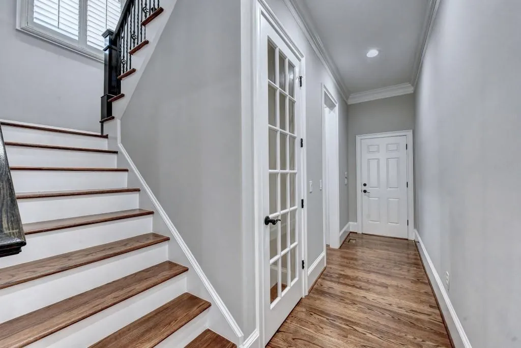 4075 Meadow Gate Drive, Sandy Springs, Georgia 30350, 6 Bedrooms Bedrooms, ,6 BathroomsBathrooms,Residential,Sold,4075 Meadow Gate Drive,6878481