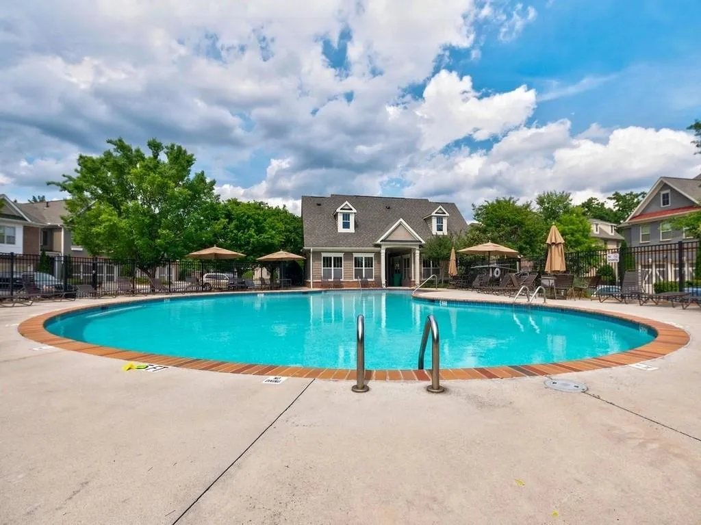 7470 Glisten Avenue, Atlanta, Georgia 30328, 3 Bedrooms Bedrooms, ,3 BathroomsBathrooms,Residential,Sold,7470 Glisten Avenue,6558807