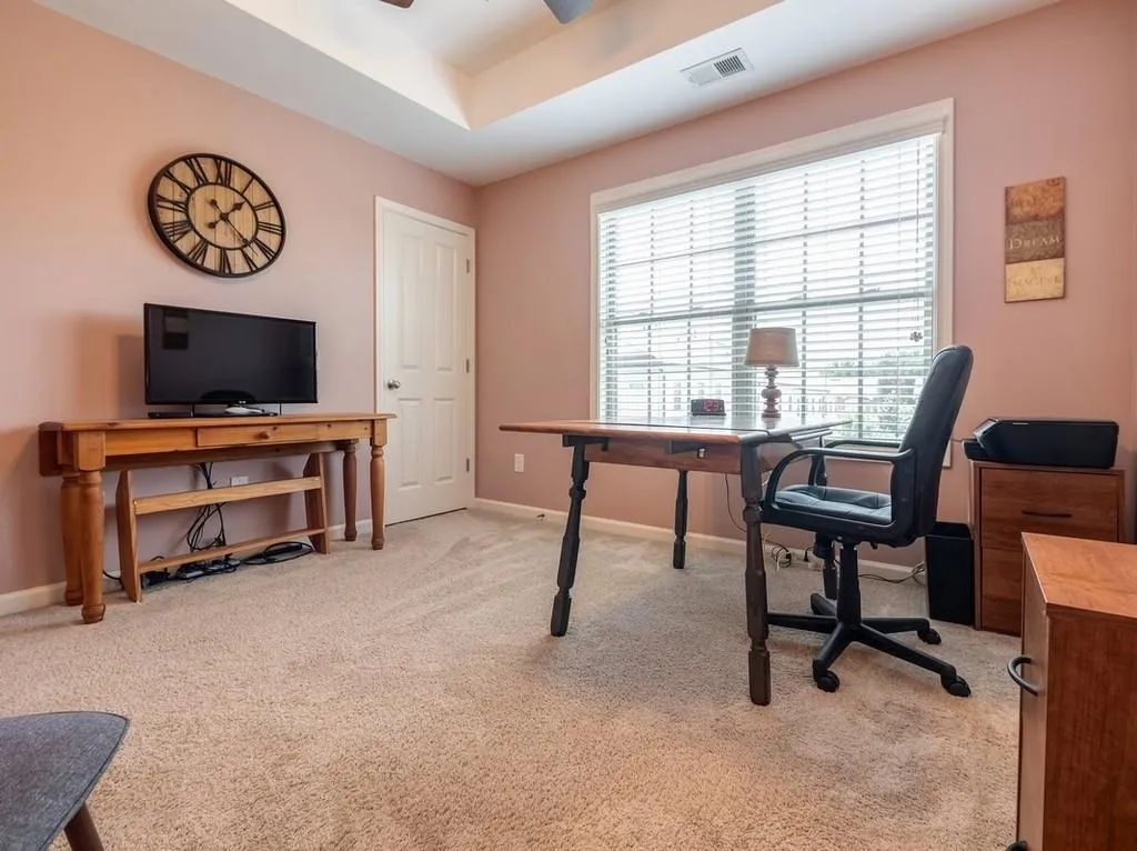 7470 Glisten Avenue, Atlanta, Georgia 30328, 3 Bedrooms Bedrooms, ,3 BathroomsBathrooms,Residential,Sold,7470 Glisten Avenue,6558807