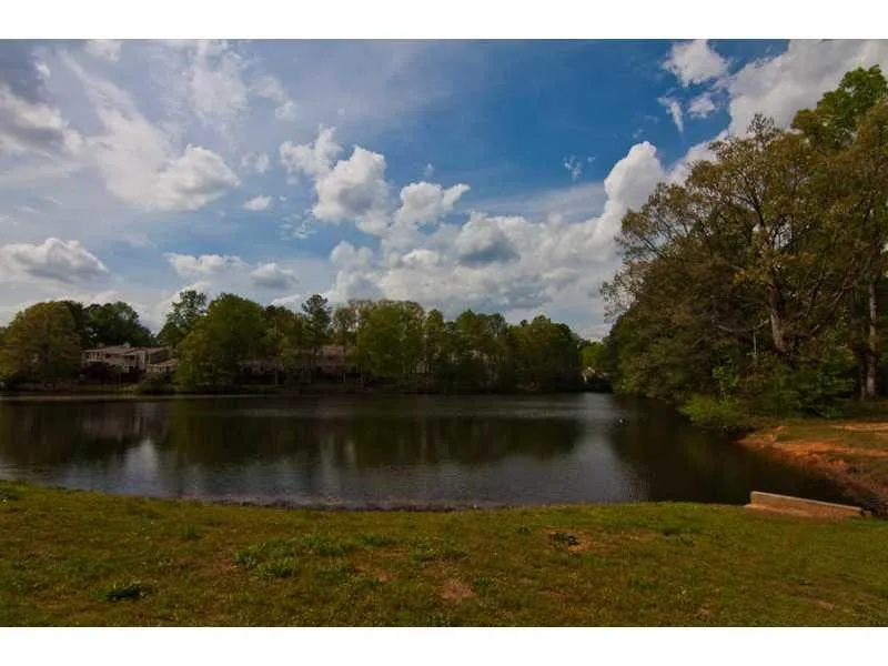 83 Dunwoody Springs Drive Unit 83, Sandy Springs, Georgia 30328, 3 Bedrooms Bedrooms, ,2 BathroomsBathrooms,Residential,Sold,83 Dunwoody Springs Drive Unit 83,5003631