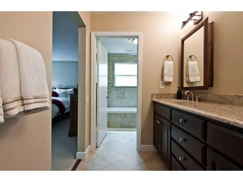 83 Dunwoody Springs Drive Unit 83, Sandy Springs, Georgia 30328, 3 Bedrooms Bedrooms, ,2 BathroomsBathrooms,Residential,Sold,83 Dunwoody Springs Drive Unit 83,5003631