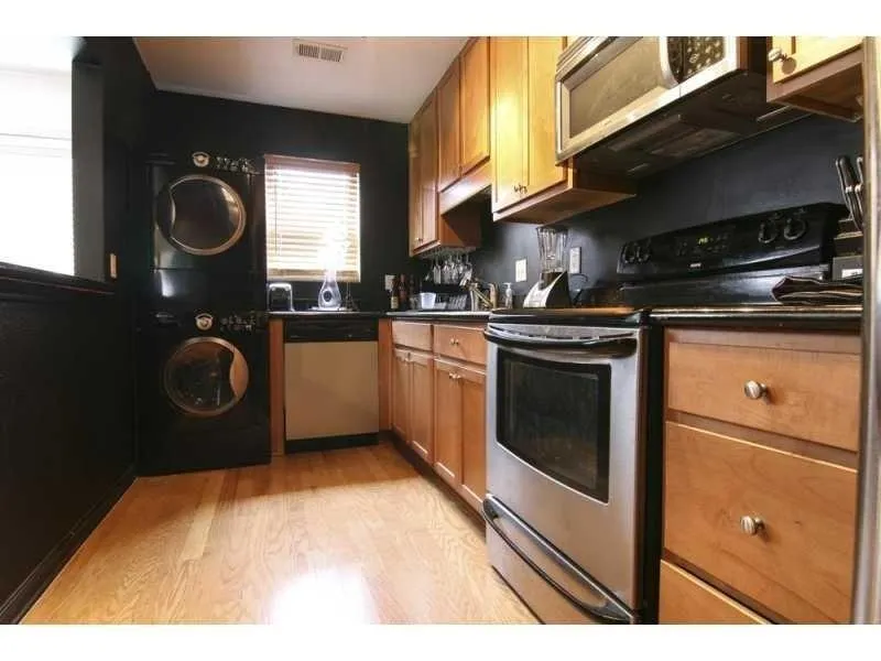 165 N River Drive Unit C, Atlanta, Georgia 30350, 2 Bedrooms Bedrooms, ,2 BathroomsBathrooms,Residential,Sold,165 N River Drive Unit C,6651726