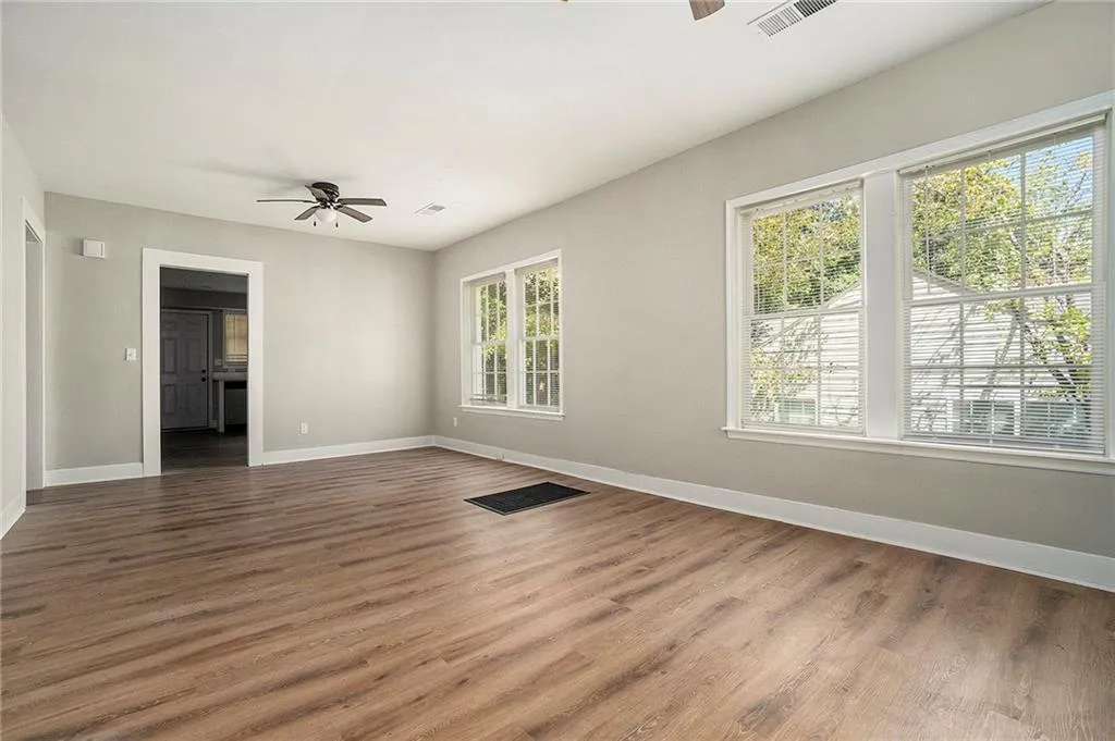 556 Holly Street Nw, Atlanta, Georgia 30318, 3 Bedrooms Bedrooms, ,2 BathroomsBathrooms,Residential,For Sale,556 Holly Street Nw,7642124
