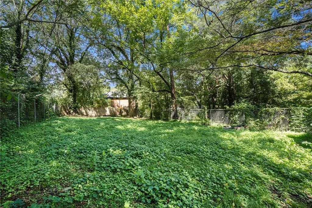 556 Holly Street Nw, Atlanta, Georgia 30318, 3 Bedrooms Bedrooms, ,2 BathroomsBathrooms,Residential,For Sale,556 Holly Street Nw,7642124