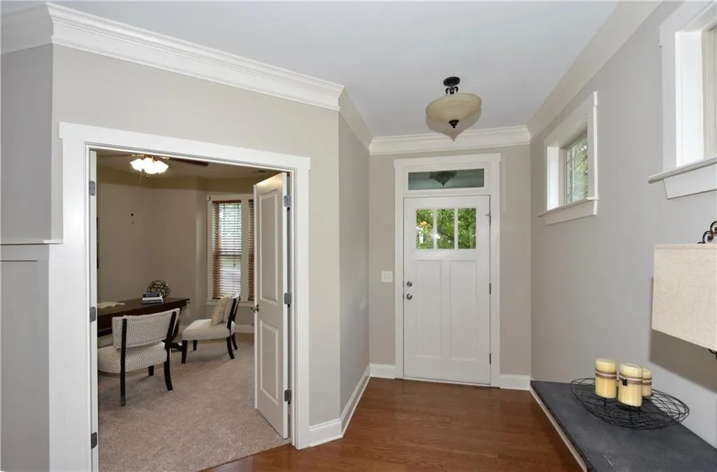 2079 Hatteras Way Nw, Atlanta, Georgia 30318, 4 Bedrooms Bedrooms, ,3 BathroomsBathrooms,Residential,Sold,2079 Hatteras Way Nw,5709456
