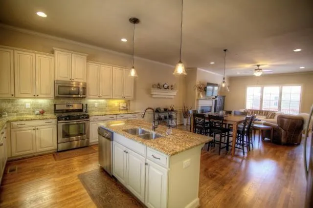 952 Opelousas Way, Sandy Springs, Georgia 30328, 4 Bedrooms Bedrooms, ,3 BathroomsBathrooms,Residential,Sold,952 Opelousas Way,5651832