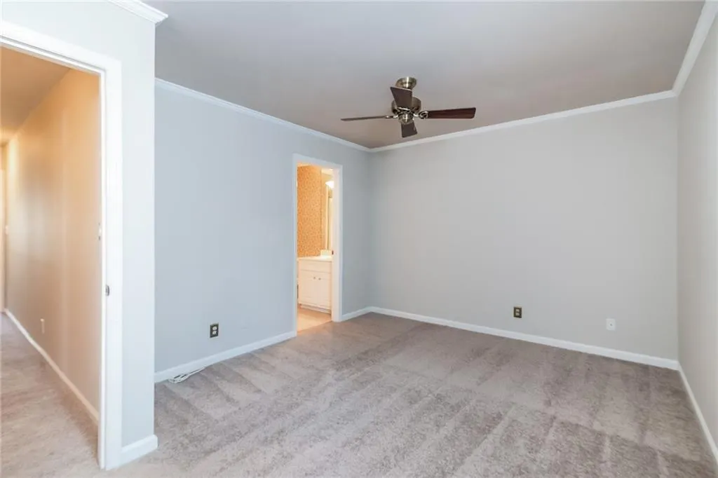 5170 Chemin De Vie, Sandy Springs, Georgia 30342, 2 Bedrooms Bedrooms, ,2 BathroomsBathrooms,Residential,Sold,5170 Chemin De Vie,6128402