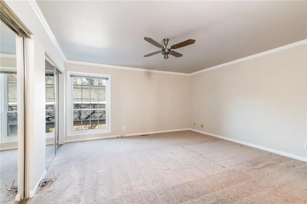 5170 Chemin De Vie, Sandy Springs, Georgia 30342, 2 Bedrooms Bedrooms, ,2 BathroomsBathrooms,Residential,Sold,5170 Chemin De Vie,6128402