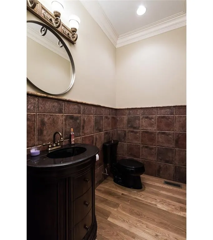 65 Maryeanna Drive, Sandy Springs, Georgia 30342, 5 Bedrooms Bedrooms, ,5 BathroomsBathrooms,Residential,Sold,65 Maryeanna Drive,5828436