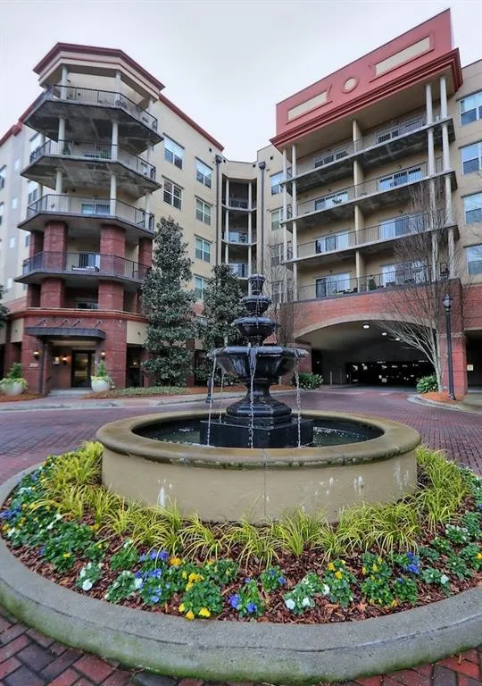200 River Vista Drive Unit 535, Atlanta, Georgia 30339, 2 Bedrooms Bedrooms, ,2 BathroomsBathrooms,Residential,Sold,200 River Vista Drive Unit 535,6673890