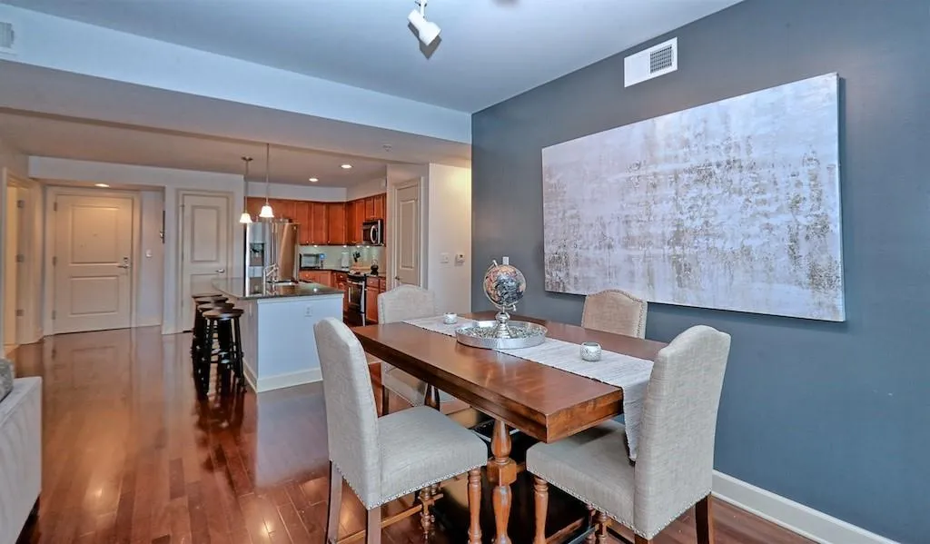 200 River Vista Drive Unit 535, Atlanta, Georgia 30339, 2 Bedrooms Bedrooms, ,2 BathroomsBathrooms,Residential,Sold,200 River Vista Drive Unit 535,6673890