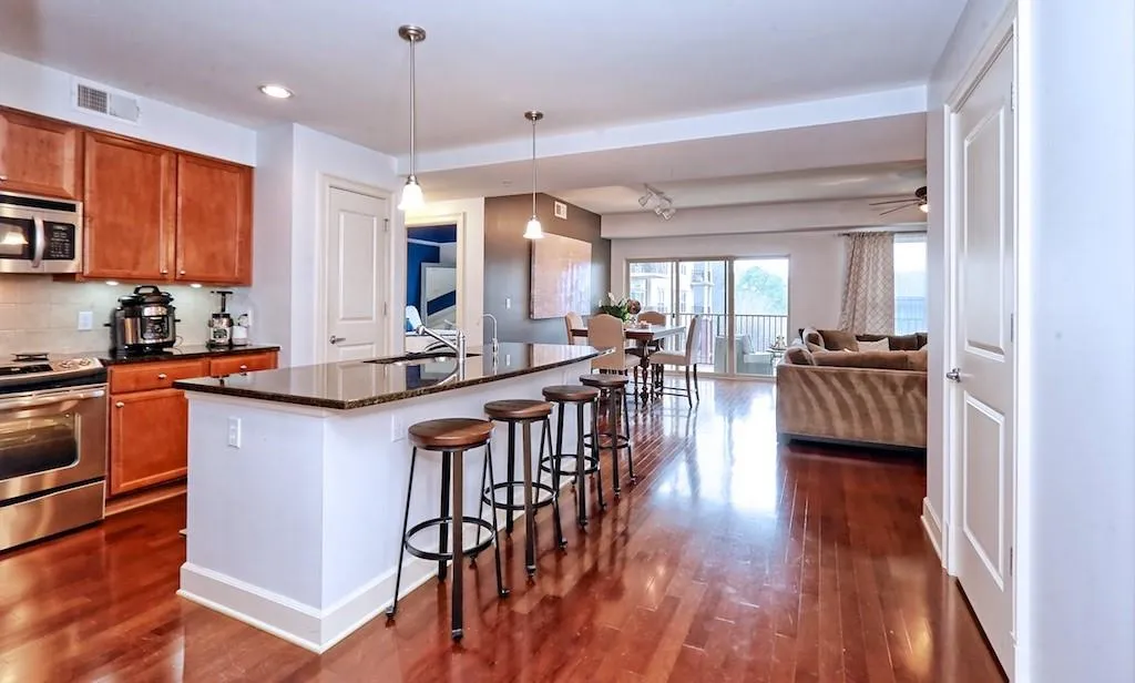 200 River Vista Drive Unit 535, Atlanta, Georgia 30339, 2 Bedrooms Bedrooms, ,2 BathroomsBathrooms,Residential,Sold,200 River Vista Drive Unit 535,6673890