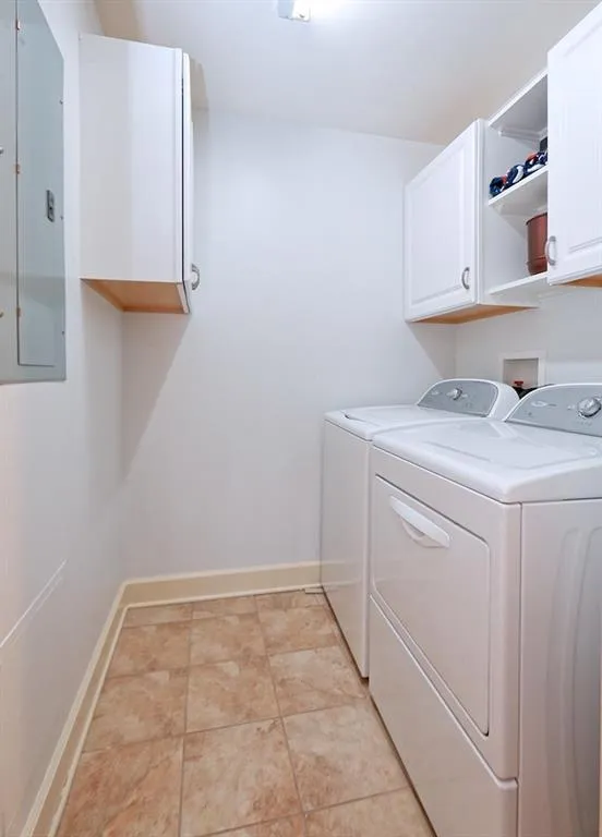 200 River Vista Drive Unit 535, Atlanta, Georgia 30339, 2 Bedrooms Bedrooms, ,2 BathroomsBathrooms,Residential,Sold,200 River Vista Drive Unit 535,6673890