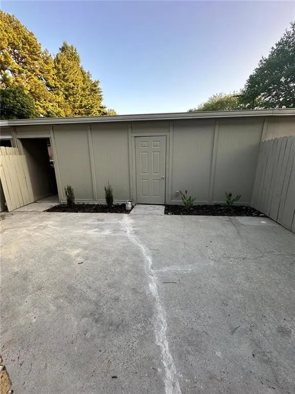330 Winding River Drive Unit B, Atlanta, Georgia 30350, 3 Bedrooms Bedrooms, ,2 BathroomsBathrooms,Residential,Sold,330 Winding River Drive Unit B,7445305