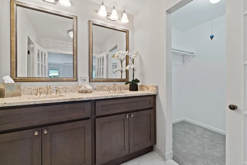 5470 Chemin De Vie, Atlanta, Georgia 30342, 3 Bedrooms Bedrooms, ,2 BathroomsBathrooms,Residential,Sold,5470 Chemin De Vie,6656274
