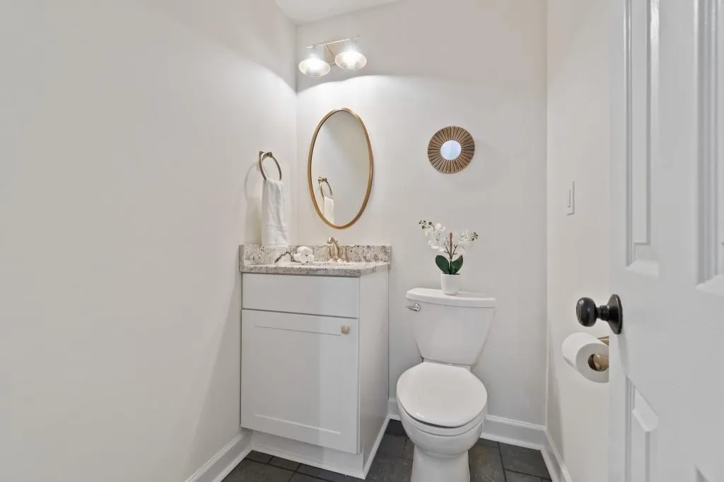5470 Chemin De Vie, Atlanta, Georgia 30342, 3 Bedrooms Bedrooms, ,2 BathroomsBathrooms,Residential,Sold,5470 Chemin De Vie,6656274