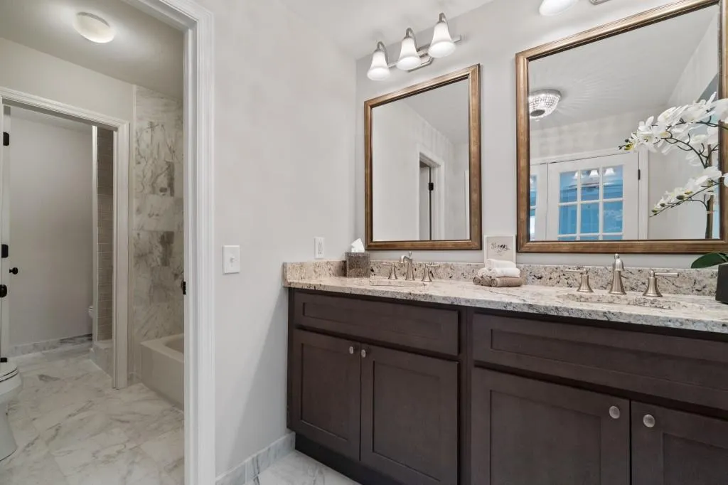 5470 Chemin De Vie, Atlanta, Georgia 30342, 3 Bedrooms Bedrooms, ,2 BathroomsBathrooms,Residential,Sold,5470 Chemin De Vie,6656274