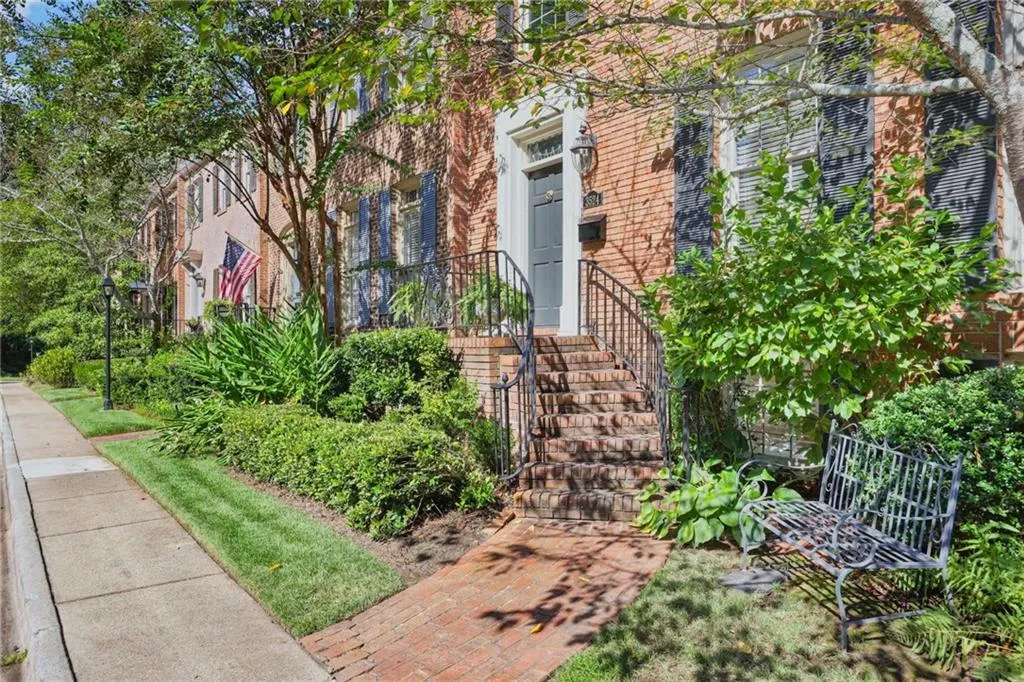 3524 Paces Place Nw Unit A133, Atlanta, Georgia 30327, 3 Bedrooms Bedrooms, 0 ,3 BathroomsBathrooms,Residential,For Sale,3524 Paces Place Nw Unit A133,7840197