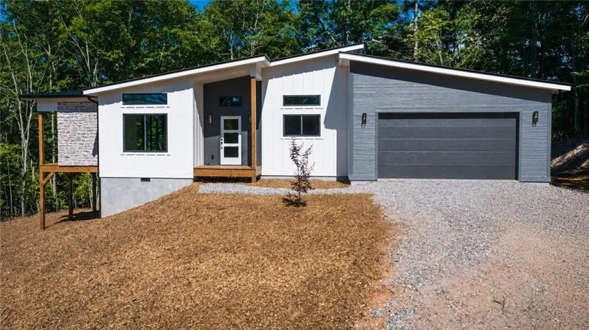 215 Brookhaven Drive, Blairsville, Georgia 30512