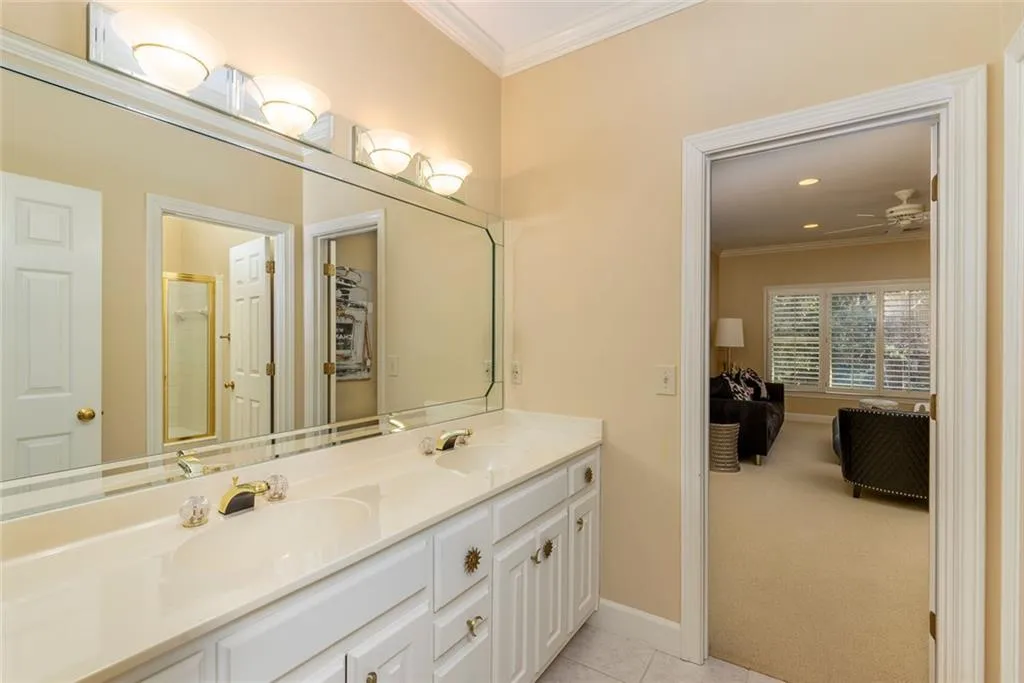 325 Riverhall Court, Sandy Springs, Georgia 30350, 5 Bedrooms Bedrooms, ,4 BathroomsBathrooms,Residential,For Sale,325 Riverhall Court,7610630