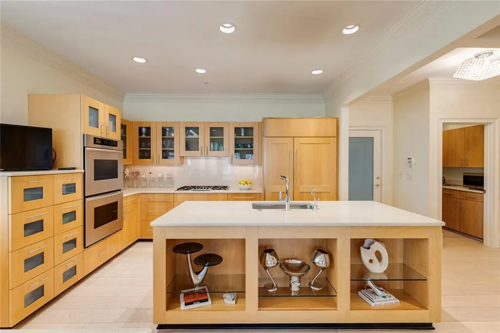 325 Riverhall Court, Sandy Springs, Georgia 30350, 5 Bedrooms Bedrooms, ,4 BathroomsBathrooms,Residential,For Sale,325 Riverhall Court,7610630