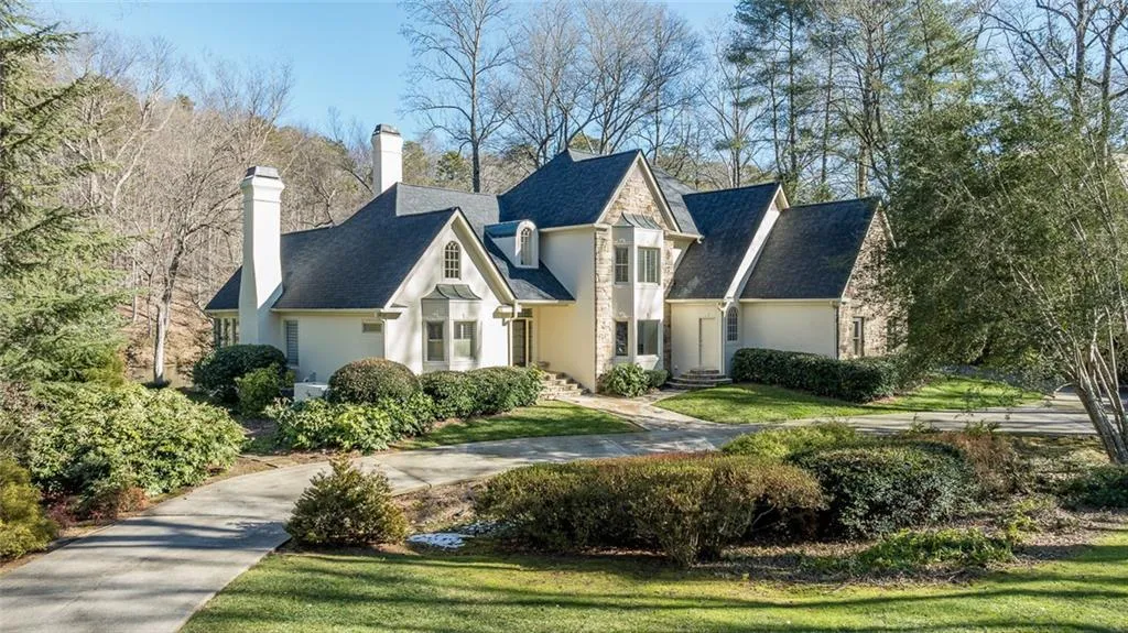 325 Riverhall Court, Sandy Springs, Georgia 30350, 5 Bedrooms Bedrooms, ,4 BathroomsBathrooms,Residential,For Sale,325 Riverhall Court,7610630 325 Riverhall Court, Sandy Springs, Georgia 30350, 5 Bedrooms Bedrooms, ,4 BathroomsBathrooms,Residential,For Sale,325 Riverhall Court,7610630