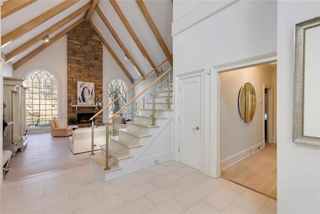 325 Riverhall Court, Sandy Springs, Georgia 30350, 5 Bedrooms Bedrooms, ,4 BathroomsBathrooms,Residential,For Sale,325 Riverhall Court,7610630