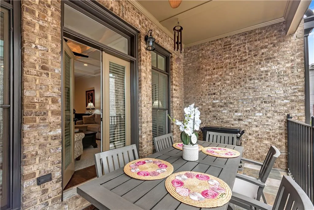3637 Habersham Road Nw Unit 46, Atlanta, Georgia 30305, 3 Bedrooms Bedrooms, ,3 BathroomsBathrooms,Residential,For Sale,3637 Habersham Road Nw Unit 46,7473955