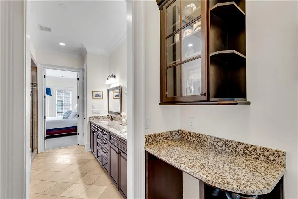 3637 Habersham Road Nw Unit 46, Atlanta, Georgia 30305, 3 Bedrooms Bedrooms, ,3 BathroomsBathrooms,Residential,For Sale,3637 Habersham Road Nw Unit 46,7473955