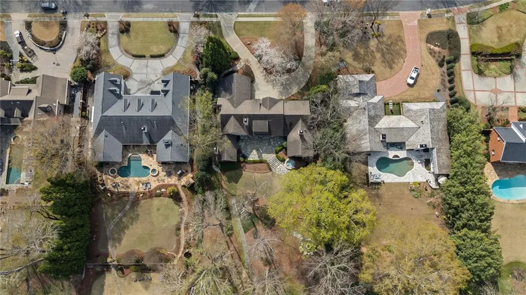 6210 River Chase Circle, Atlanta, Georgia 30328, 5 Bedrooms Bedrooms, ,4 BathroomsBathrooms,Residential,For Sale,6210 River Chase Circle,7736603