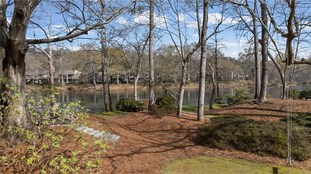 6210 River Chase Circle, Atlanta, Georgia 30328, 5 Bedrooms Bedrooms, ,4 BathroomsBathrooms,Residential,For Sale,6210 River Chase Circle,7736603