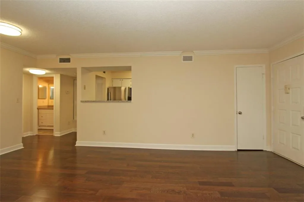 1905 Wingate Way Unit 1905, Sandy Springs, Georgia 30350, 1 Bedroom Bedrooms, ,1 BathroomBathrooms,Residential,Sold,1905 Wingate Way Unit 1905,5833710