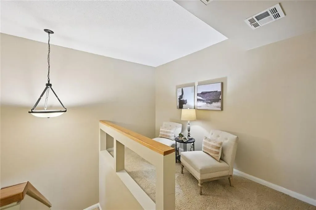 145 15th Street Ne Unit 204, Atlanta, Georgia 30309, 2 Bedrooms Bedrooms, ,2 BathroomsBathrooms,Residential,For Sale,145 15th Street Ne Unit 204,7642479