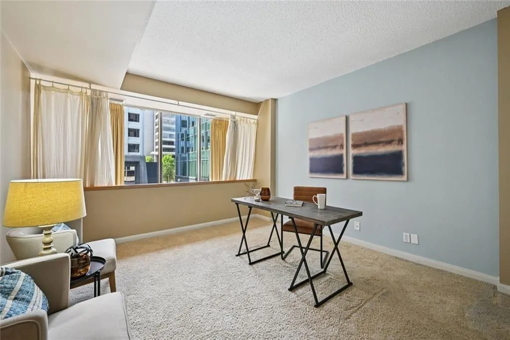 145 15th Street Ne Unit 204, Atlanta, Georgia 30309, 2 Bedrooms Bedrooms, ,2 BathroomsBathrooms,Residential,For Sale,145 15th Street Ne Unit 204,7642479