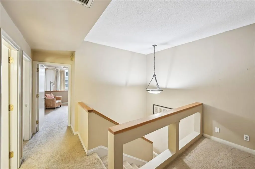 145 15th Street Ne Unit 204, Atlanta, Georgia 30309, 2 Bedrooms Bedrooms, ,2 BathroomsBathrooms,Residential,For Sale,145 15th Street Ne Unit 204,7642479