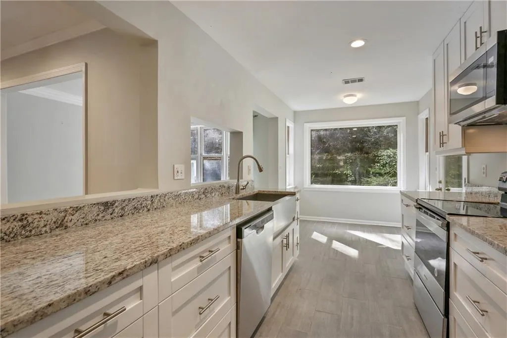 7 Normandy Court Ne, Atlanta, Georgia 30324, 2 Bedrooms Bedrooms, ,2 BathroomsBathrooms,Residential,Sold,7 Normandy Court Ne,6507557