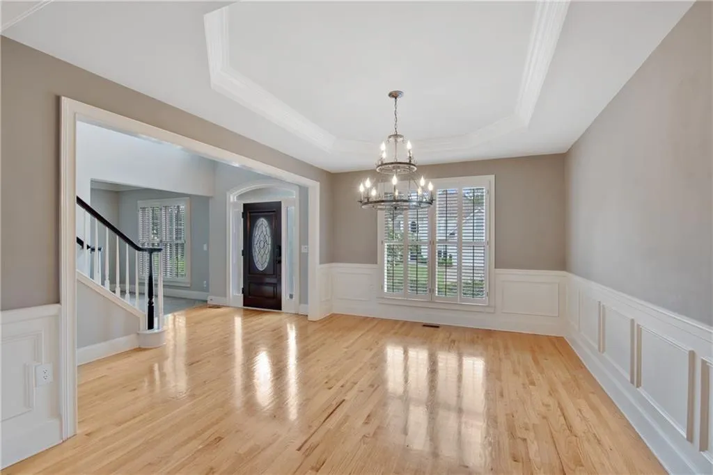 4650 Windsor Gate Court, Sandy Springs, Georgia 30342, 5 Bedrooms Bedrooms, ,4 BathroomsBathrooms,Residential,Sold,4650 Windsor Gate Court,6775007