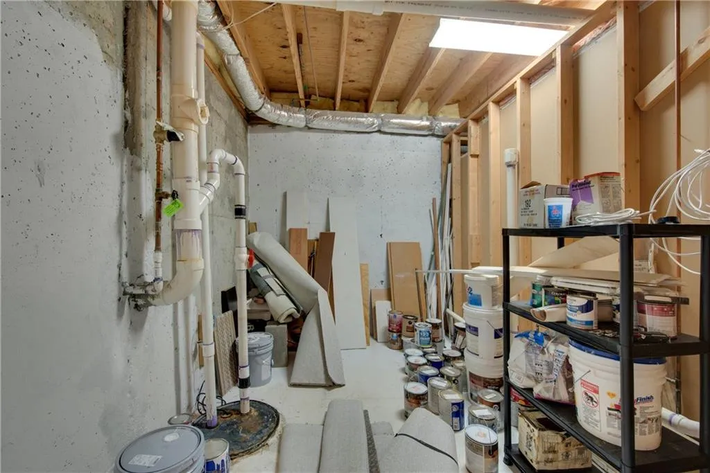 4650 Windsor Gate Court, Sandy Springs, Georgia 30342, 5 Bedrooms Bedrooms, ,4 BathroomsBathrooms,Residential,Sold,4650 Windsor Gate Court,6775007