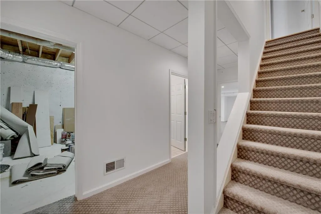 4650 Windsor Gate Court, Sandy Springs, Georgia 30342, 5 Bedrooms Bedrooms, ,4 BathroomsBathrooms,Residential,Sold,4650 Windsor Gate Court,6775007