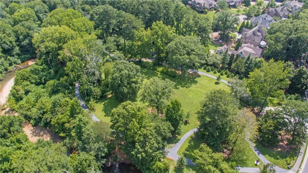 4650 Windsor Gate Court, Sandy Springs, Georgia 30342, 5 Bedrooms Bedrooms, ,4 BathroomsBathrooms,Residential,Sold,4650 Windsor Gate Court,6775007