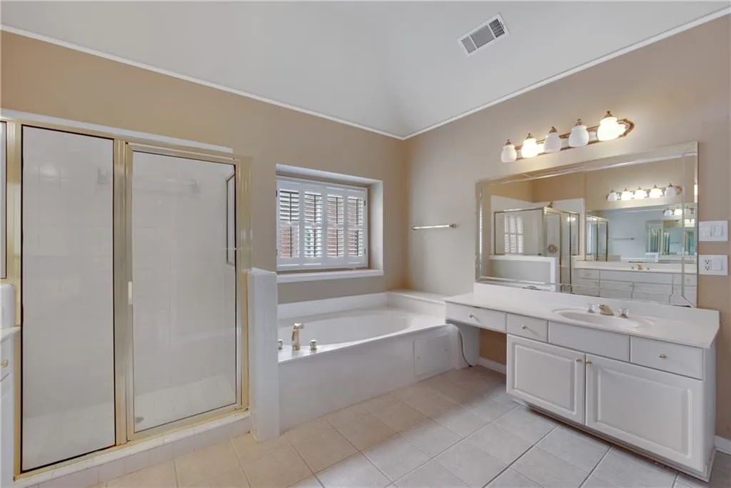 4650 Windsor Gate Court, Sandy Springs, Georgia 30342, 5 Bedrooms Bedrooms, ,4 BathroomsBathrooms,Residential,Sold,4650 Windsor Gate Court,6775007