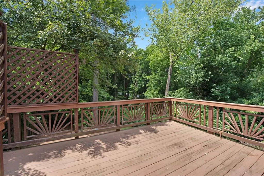 4650 Windsor Gate Court, Sandy Springs, Georgia 30342, 5 Bedrooms Bedrooms, ,4 BathroomsBathrooms,Residential,Sold,4650 Windsor Gate Court,6775007