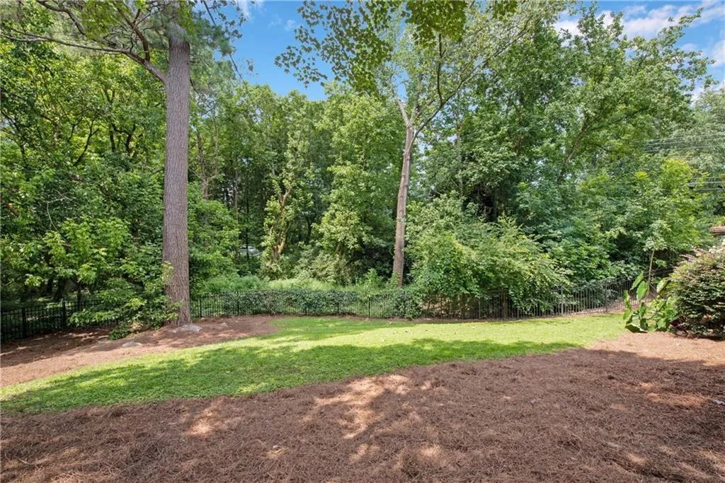 4650 Windsor Gate Court, Sandy Springs, Georgia 30342, 5 Bedrooms Bedrooms, ,4 BathroomsBathrooms,Residential,Sold,4650 Windsor Gate Court,6775007