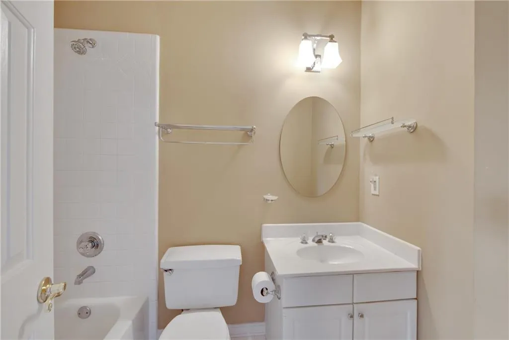 4650 Windsor Gate Court, Sandy Springs, Georgia 30342, 5 Bedrooms Bedrooms, ,4 BathroomsBathrooms,Residential,Sold,4650 Windsor Gate Court,6775007