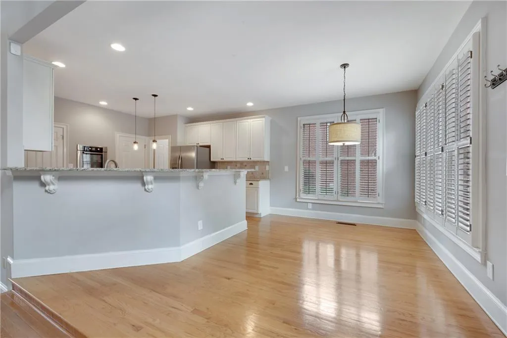 4650 Windsor Gate Court, Sandy Springs, Georgia 30342, 5 Bedrooms Bedrooms, ,4 BathroomsBathrooms,Residential,Sold,4650 Windsor Gate Court,6775007