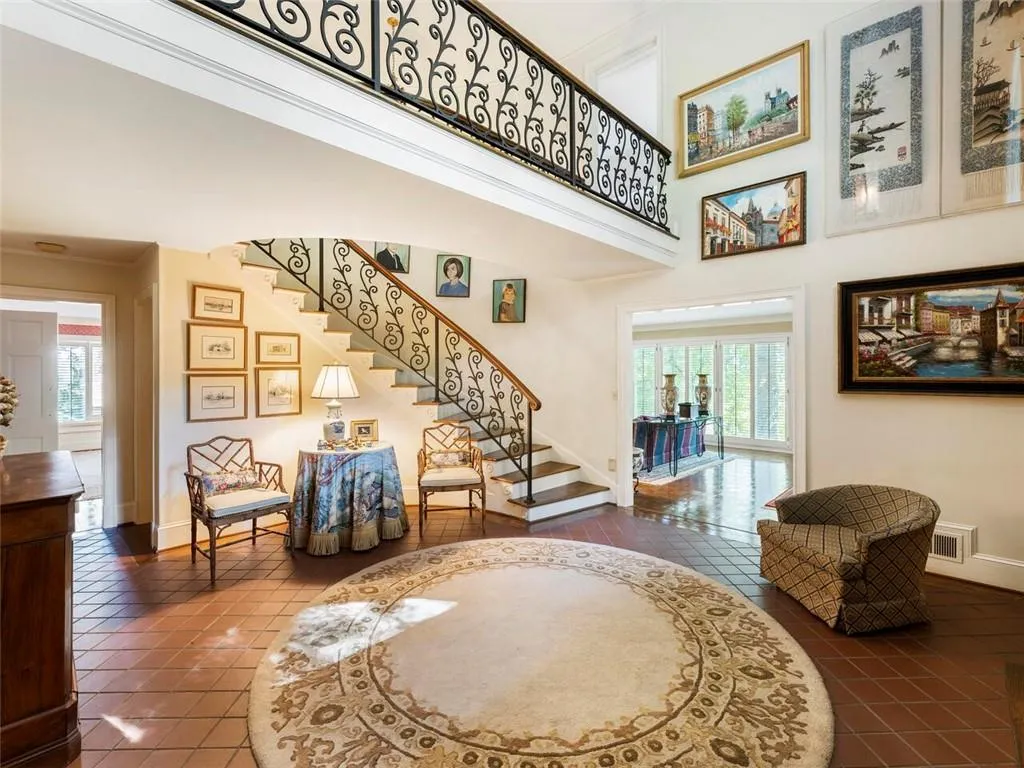 1105 Edgewater Drive, Sandy Springs, Georgia 30328, 5 Bedrooms Bedrooms, ,6 BathroomsBathrooms,Residential,Sold,1105 Edgewater Drive,7114389