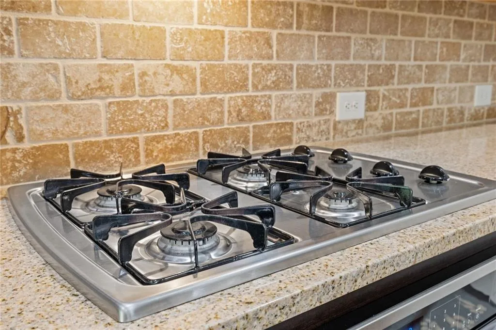 Gas stove top
